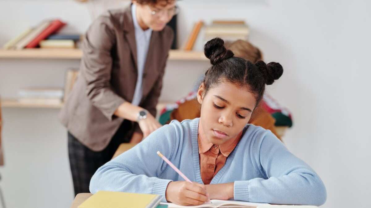 Los niños aprenden muy fácilmente cuando están interesados en un tema |