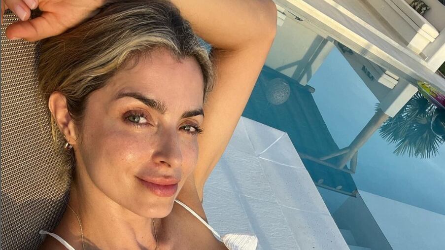 Cristina Hurtado fue criticada por lucir con orgullo sus estrías y seguidores la defendieron