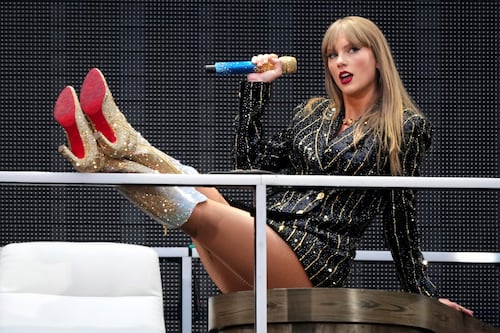 Taylor Swift más cerca del Super Bowl: comisionado de la NFL dijo que le “encantaría” verla en el Halftime Show