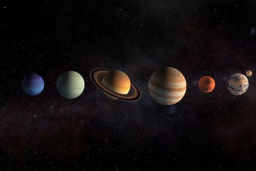 El 28 de febrero el cielo nos regala un desfile planetario: cómo verlo y qué significa este espectáculo astronómico