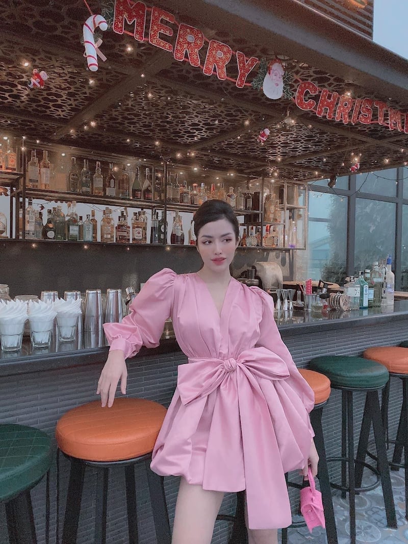 Elegantes, cómodos y favorecedores: así son los vestidos ‘coreanos’ que están conquistando las tendencias