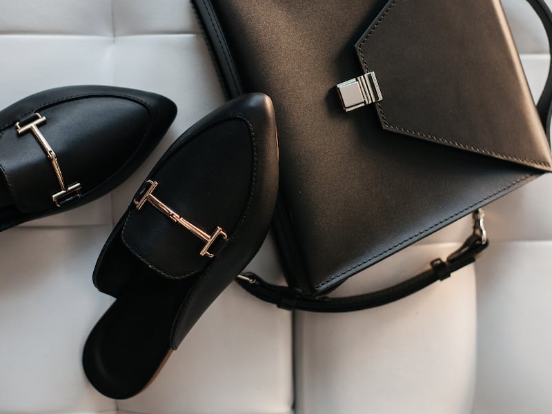¡Adiós tenis! Los ‘jazz shoes’ irrumpen entre las tendencias más buscadas: así se llevan