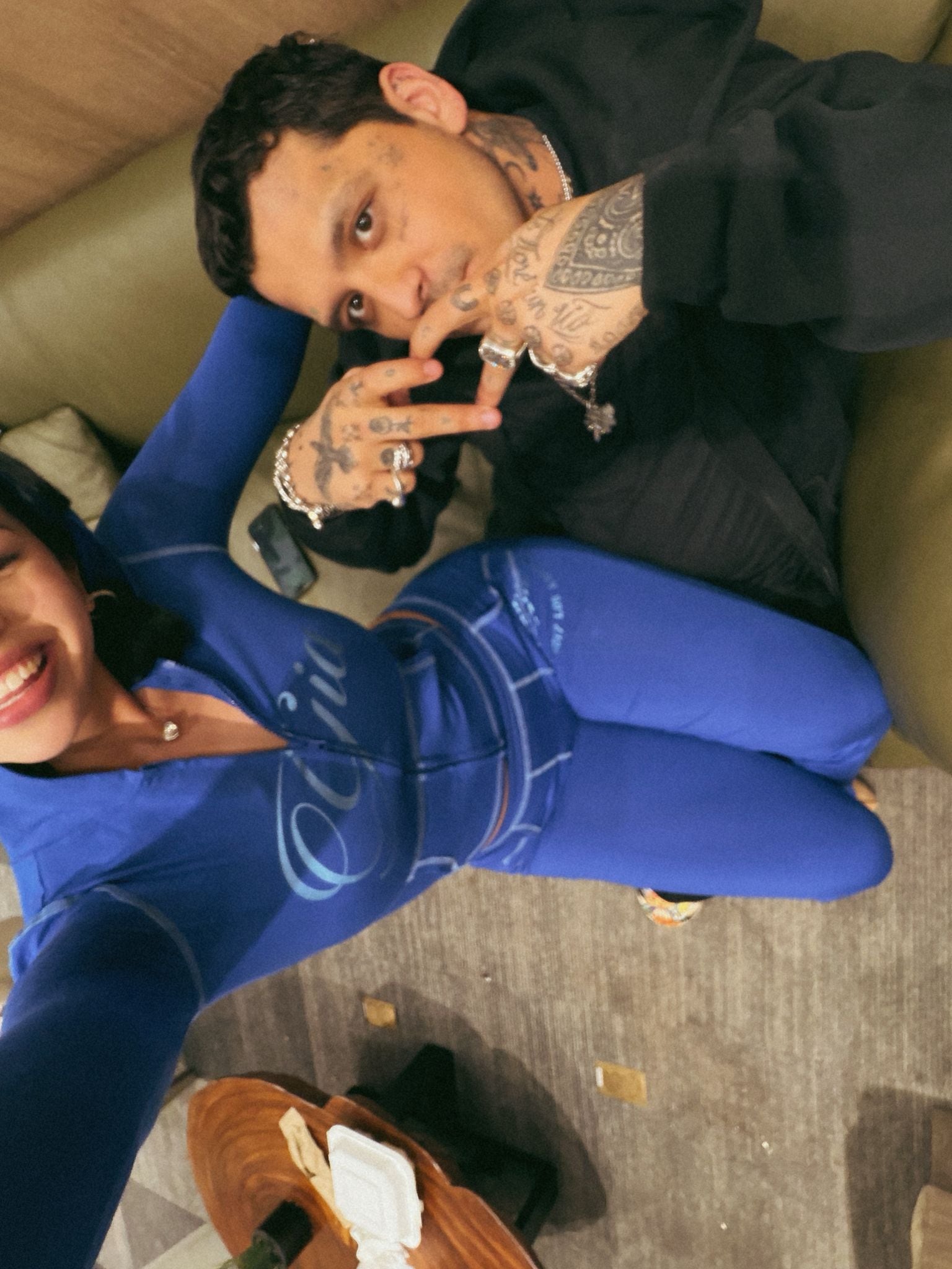 Canal de WhatsApp de Ángela Aguilar