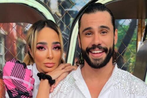 Él es Carlos, el hermano de Alejandro Speitzer que ganó rechazo por inoportuno comentario contra Manelyk