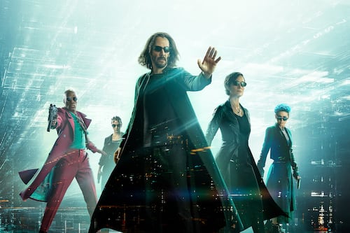 Warner Bros podría perder hasta 100 millones de dólares por The Matrix 4