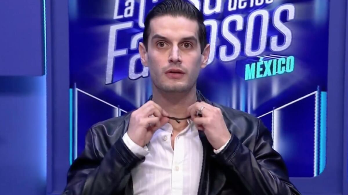 Adrián Marcelo reapareció en redes sociales y así mandó un contundente mensaje.