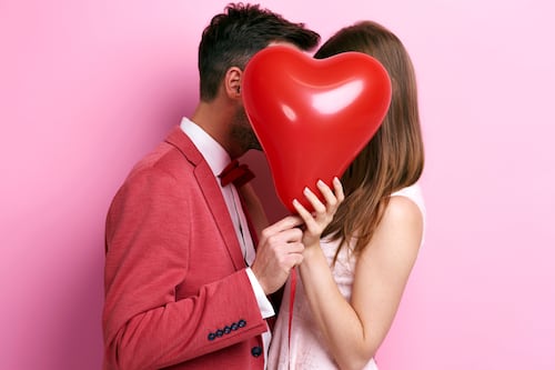 ¿Adiós osito de peluche? Esta es la nueva tendencia que invadirá San Valentín