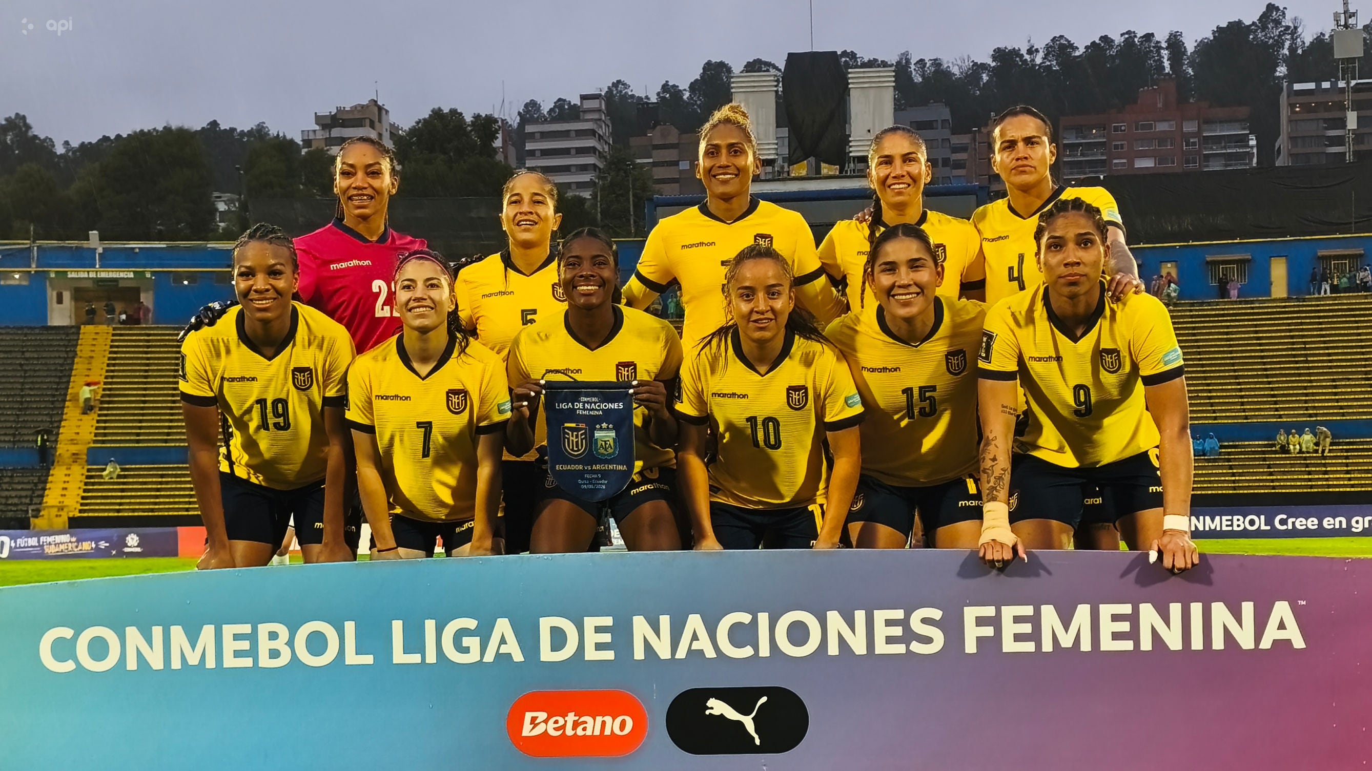 Una derrota que vale una ilusión: La Tri femenina asegura su lugar en el repechaje mundialista
