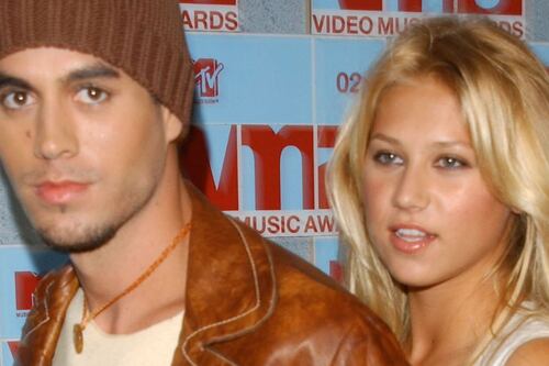 Los looks con los que Anna Kournikova ocultó su embarazo y engañó a todos: usó una “vieja” tendencia