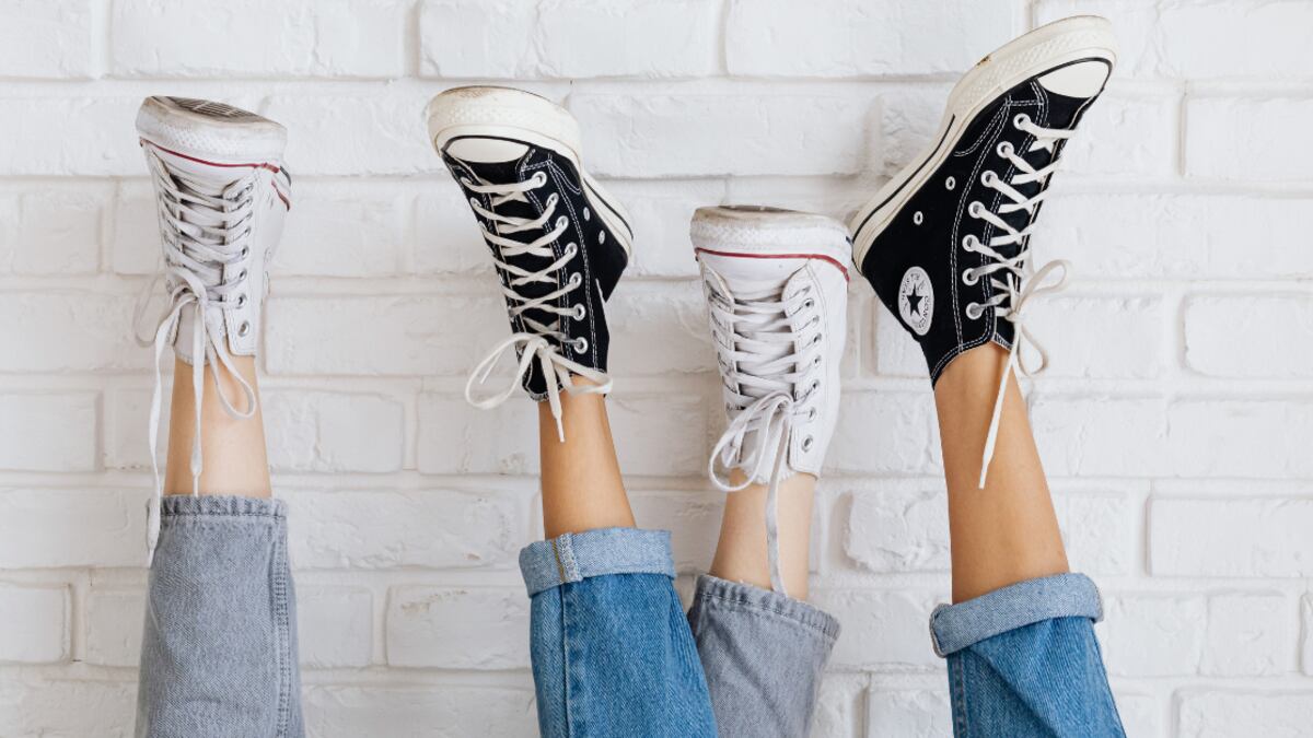 Los tenis de tacón serán tendencia esta temporada y Chanel lo avala.