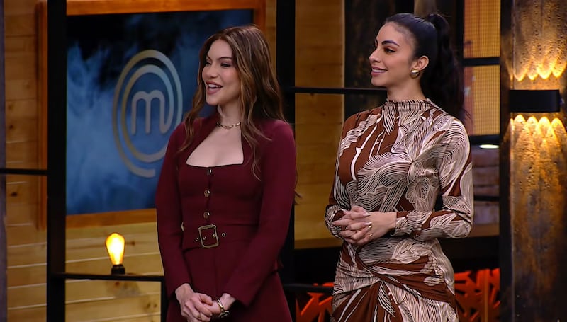 Mara Topic decide las parejas