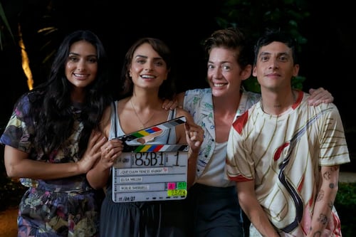 Aislinn Derbez y Renata Notni protagonizan la nueva película de Netflix ¿Qué culpa tiene el Karma?