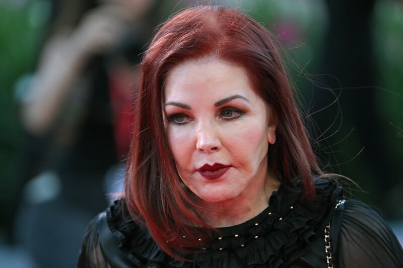 Así luce en la actualidad Priscilla Presley.