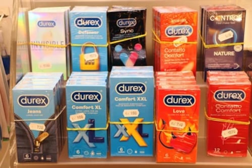 ¿El amor se pone caro? La guerra de EE.UU. e Irán disparará el precio de los condones