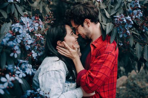 ¿Qué es la “teoría de abril” de la que hablan en TikTok?: tiene que ver con la vida amorosa