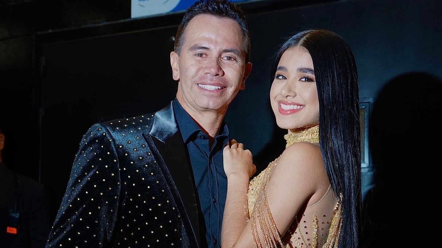 A Jenny López la bombardearon en los comentarios y le piden que “respete” a Jhonny Rivera.