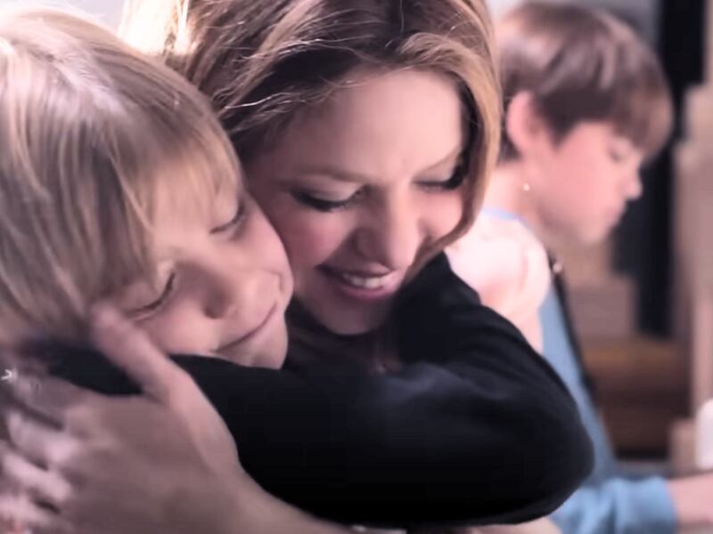 “¡Qué foto tan poderosa!”: Shakira celebró el Día de las Madres con una tierna imagen de sus hijos ¿Otra para Piqué?