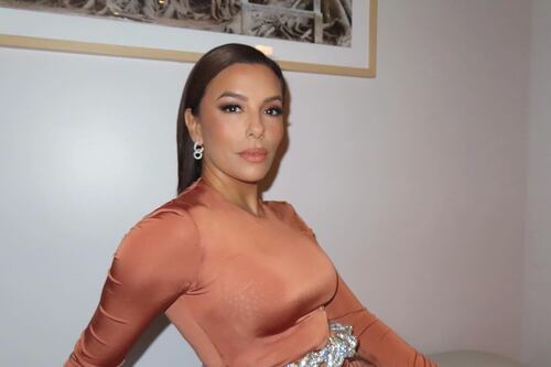 Eva Longoria comparte el ejercicio que la ayuda a mantener su figura