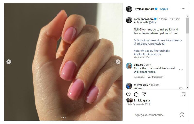 Los tintes de uñas son la última tendencia en cuanto a manicura natural
