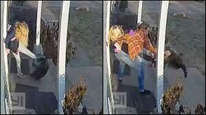 Mapache ataca a una niña en el frente de su casa