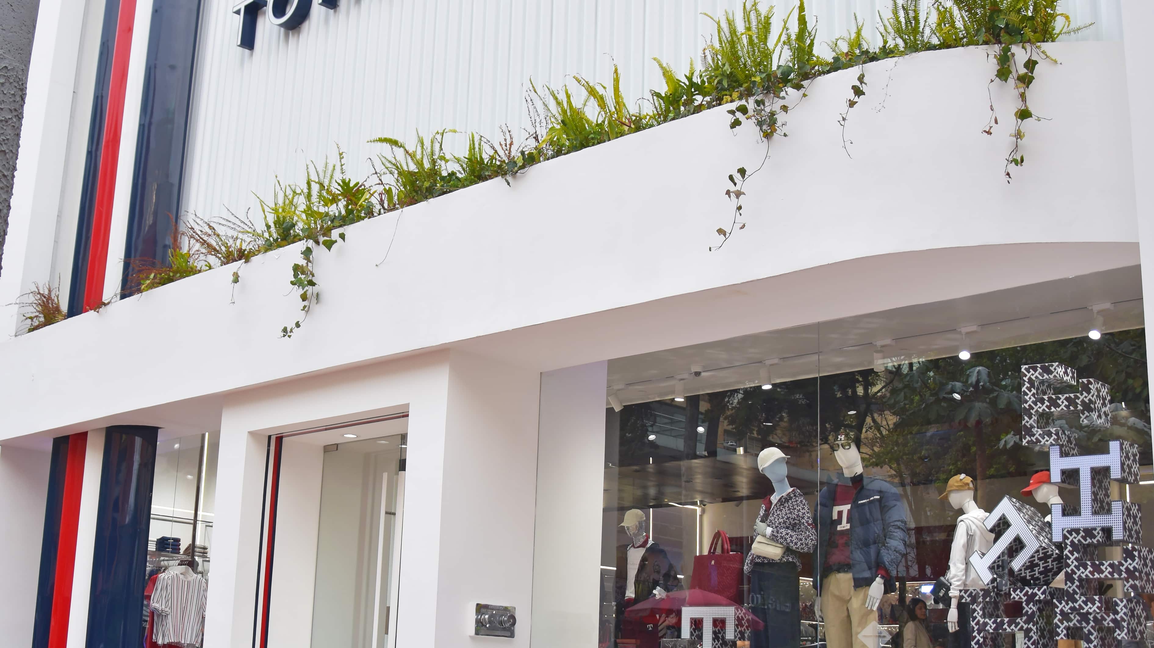 Tienda Tommy Hilfiger Zona Rosa