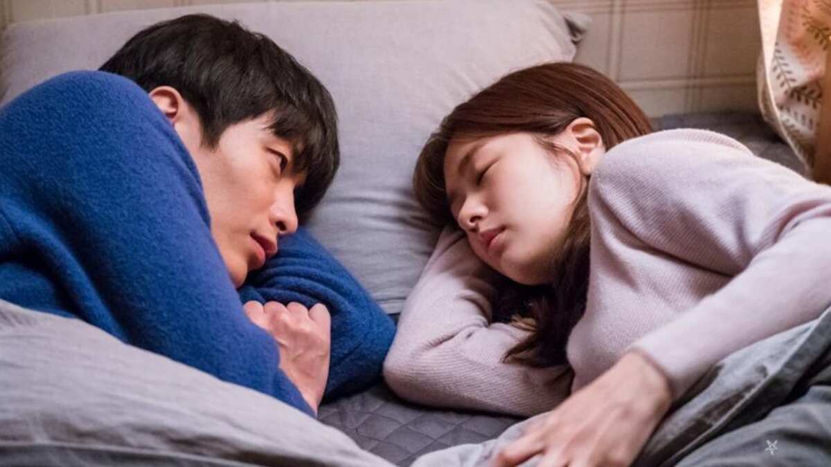 Escena de la serie Porque esta es mi primera vida