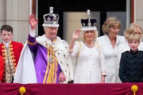 No solo el rey Carlos III corre peligro, Camilla Parker Bowles habría recibido un diagnóstico desalentador