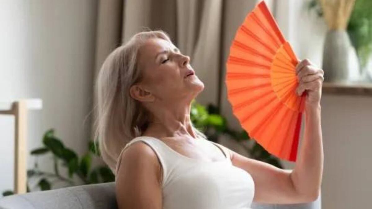 No duermo bien y estoy irritable: señales que te indican que la menopausia llegó y hay que hacer cambios