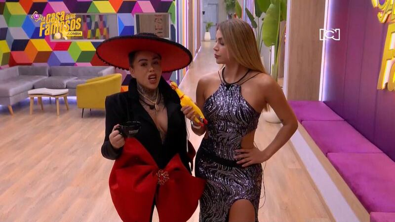 Yina sigue generando comentarios por sus pintas.