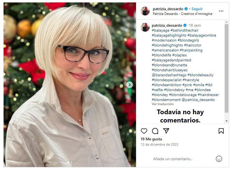Mini bob con fleco para mujeres con lentes