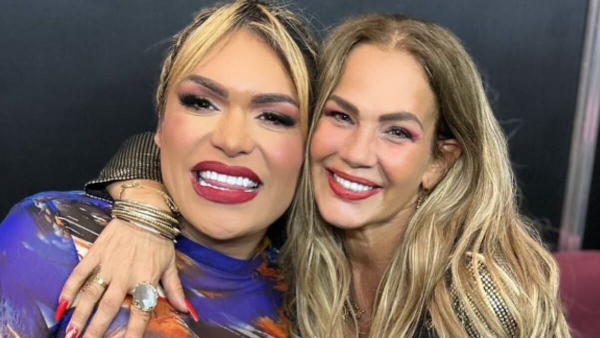 Niurka Marcos y Wendy Guevara caos prensa