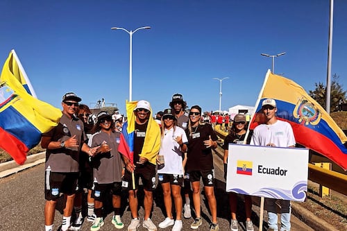 Selección Ecuatoriana de Surf presente en los ISA World Surfing Games 2024 en Puerto Rico