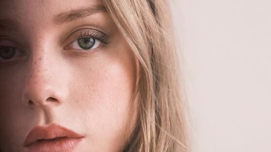 Ester Expósito habló sobre sus vínculos afectivos y sexuales.