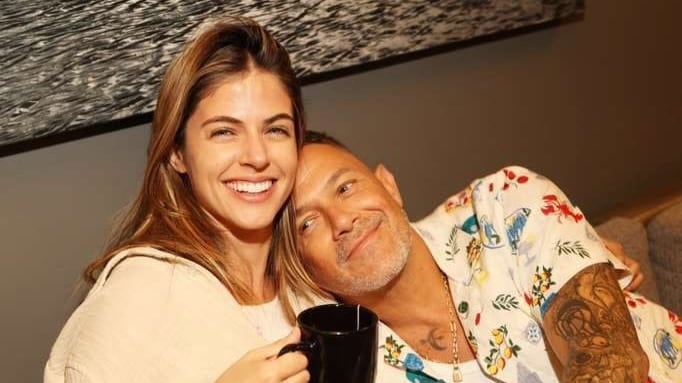Stephanie Cayo y Alejandro Sanz