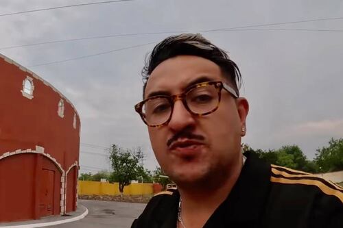 Youtuber que grabó las cisternas del motel donde fue encontrado el cuerpo de Debanhi, huye de México