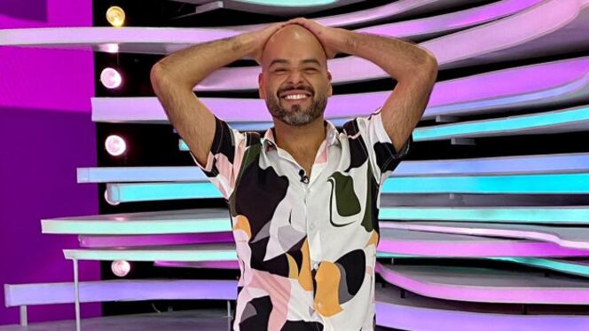 Carlos Vargas, presentador de 'La Red', mostró en redes quién es el que le gasta el almuerzo.