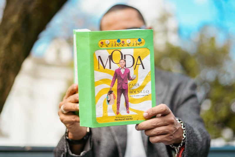 Patricio Nieto y su libro plantable