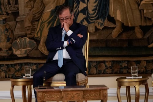 “Estoy triste, vacío y desolado”: Petro revela que su hija Antonella se va del país