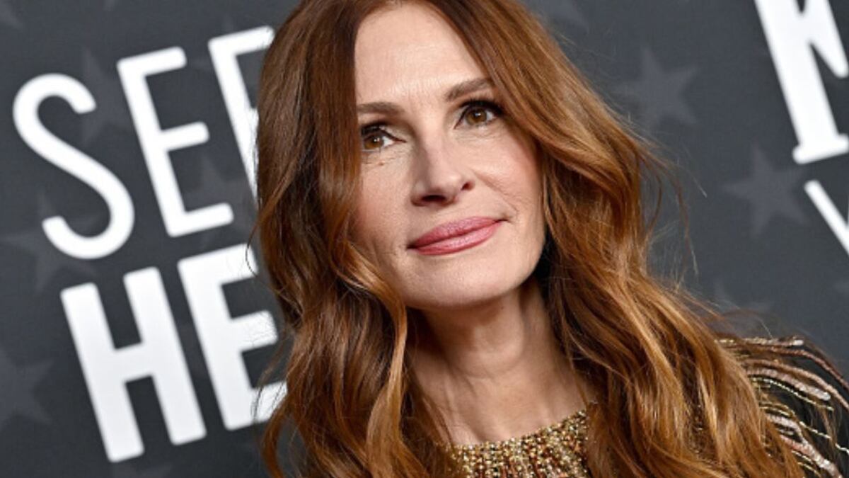 La actriz de Hollywood no oculta sus arrugas y pese a que el paso de la edad es implacable, goza de una piel tersa