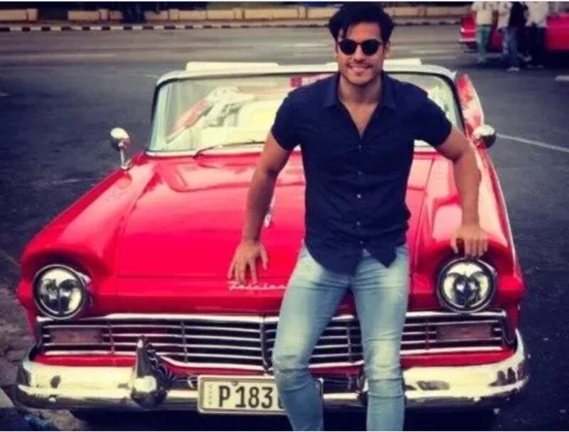 Carlos Rivera es uno de los cantantes más talentosos.