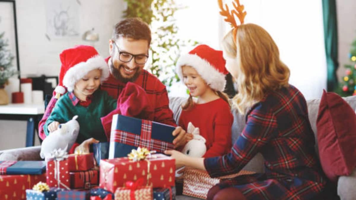 ¿Ni ropa ni juguetes? Estos son los regalos que saldrán de lo común esta Navidad 2024