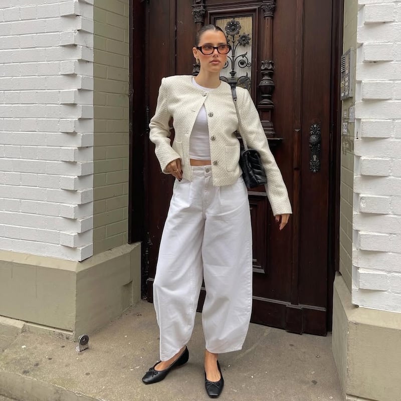 Jeans barrel en tendencia