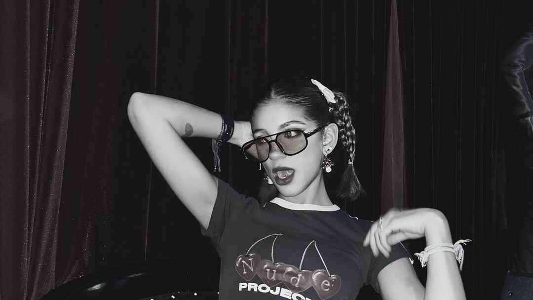 La famosa mostró su nuevo atuendo, aunque para los usuarios no fue de su agrado