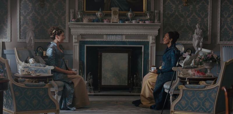 Escenas del episodio final de 'Queen Charlotte'