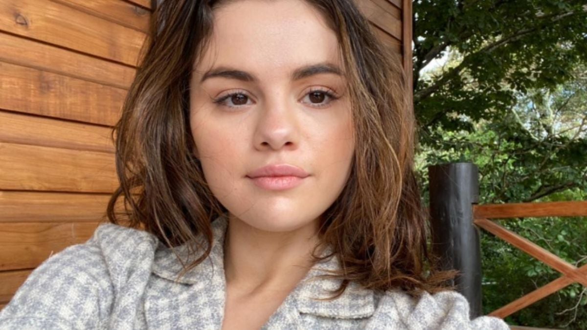 Selena Gomez prioriza la comodidad y la autenticidad en su estilo.