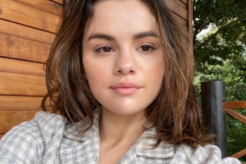 Selena Gomez y el vestido que paralizó las redes: rumores de embarazo y un color lleno de pistas