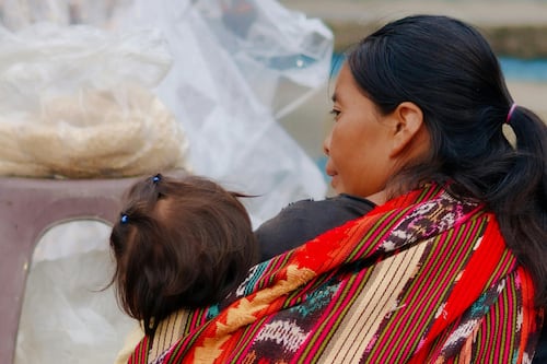 Mujer andina: el corazón de la memoria y el equilibrio en el Ecuador plurinacional