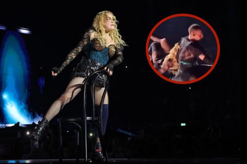 ¡Se cae la Reina del Pop! Madonna vuelve a sufrir arriba del escenario