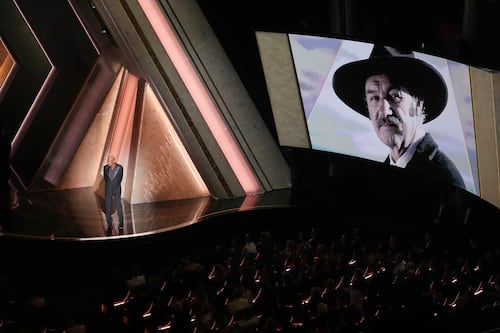‘In Memoriam’ de los Óscar rinde homenaje a Gene Hackman pero olvida a Michelle Trachtenberg