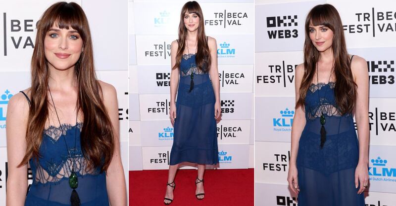El truco de Dakota Johnson para que las transparencias sí resulten elegantes en un look de invitada